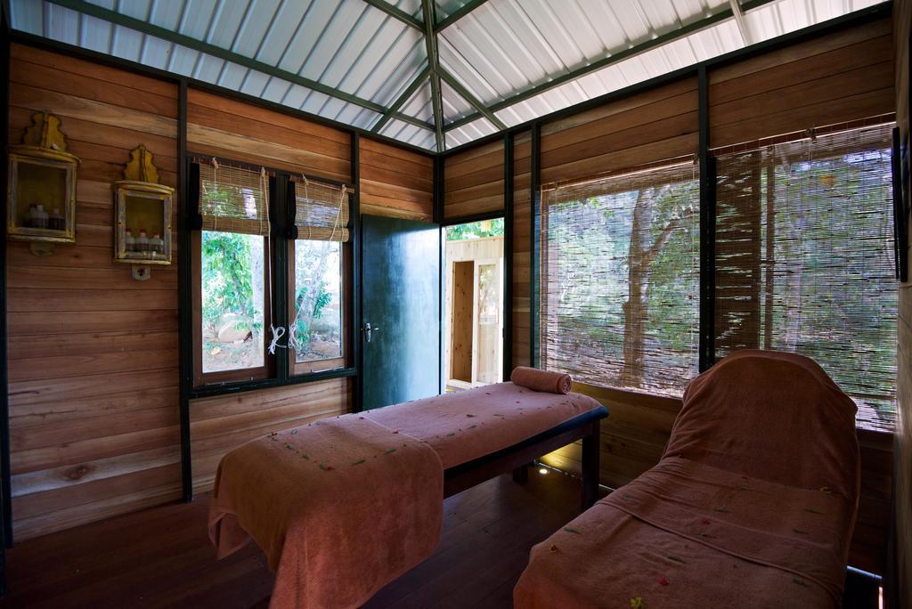 Mountbatten Bungalow- Thema Collection แคนดี้ ภายนอก รูปภาพ
