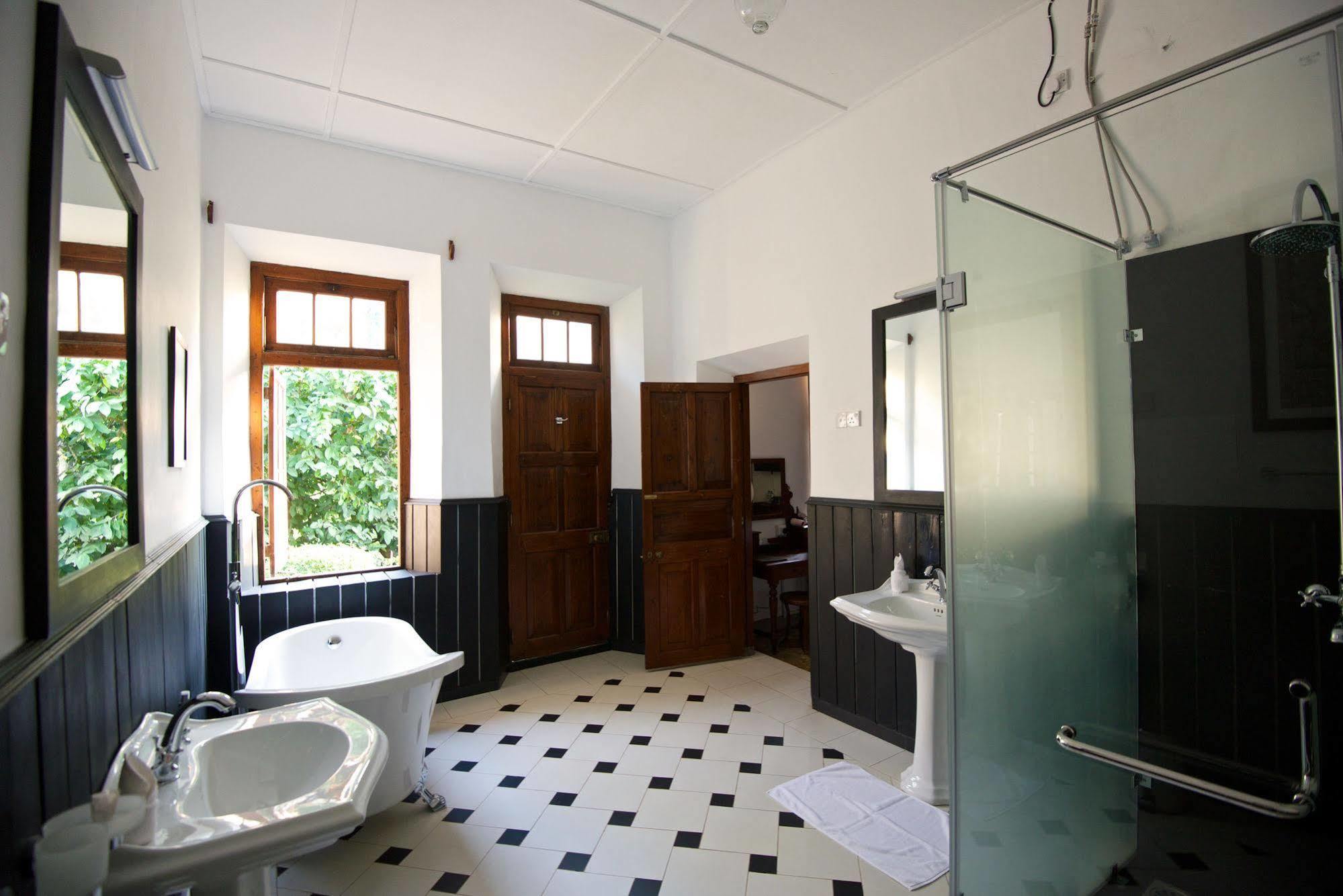 Mountbatten Bungalow- Thema Collection แคนดี้ ภายนอก รูปภาพ