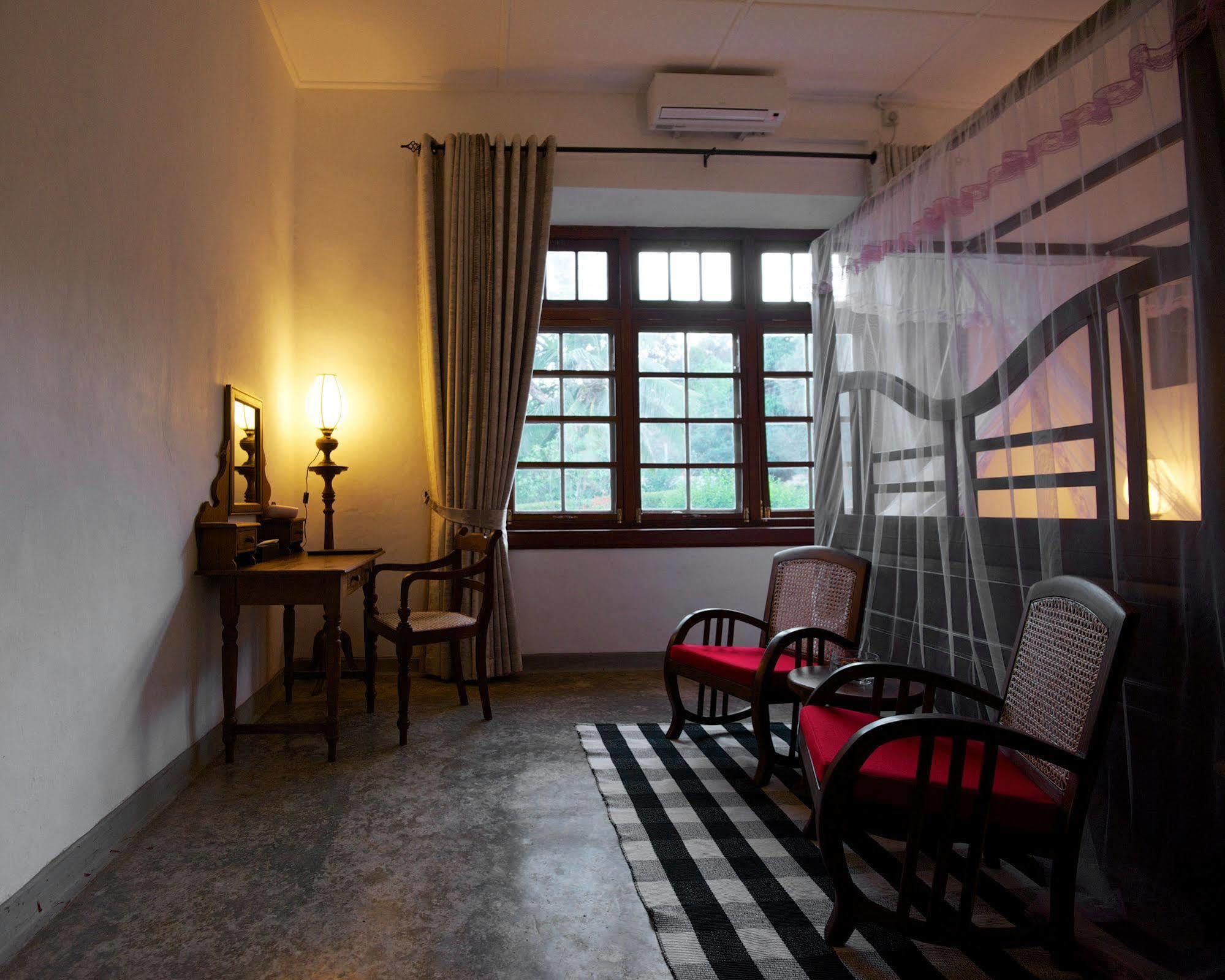 Mountbatten Bungalow- Thema Collection แคนดี้ ภายนอก รูปภาพ