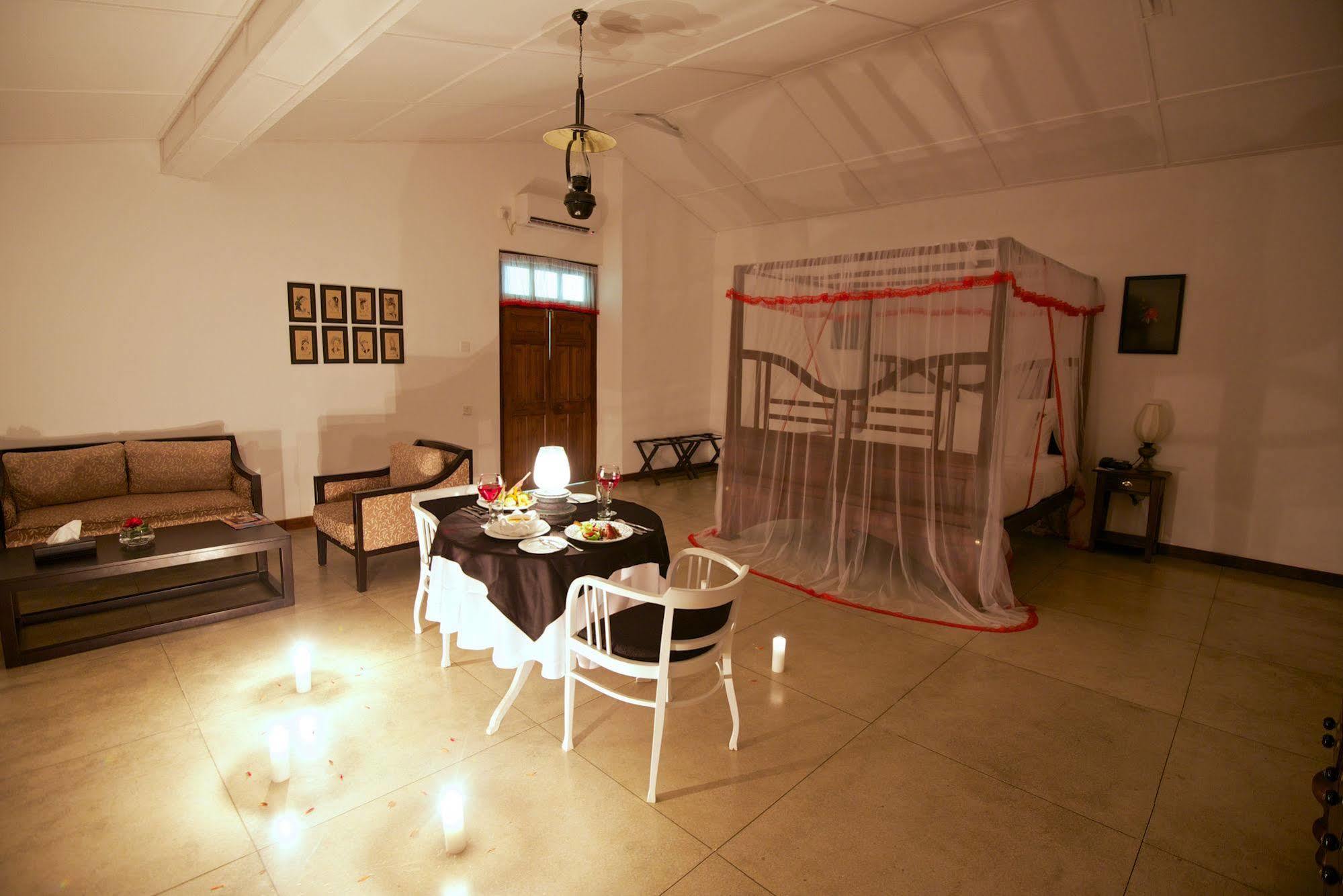 Mountbatten Bungalow- Thema Collection แคนดี้ ภายนอก รูปภาพ