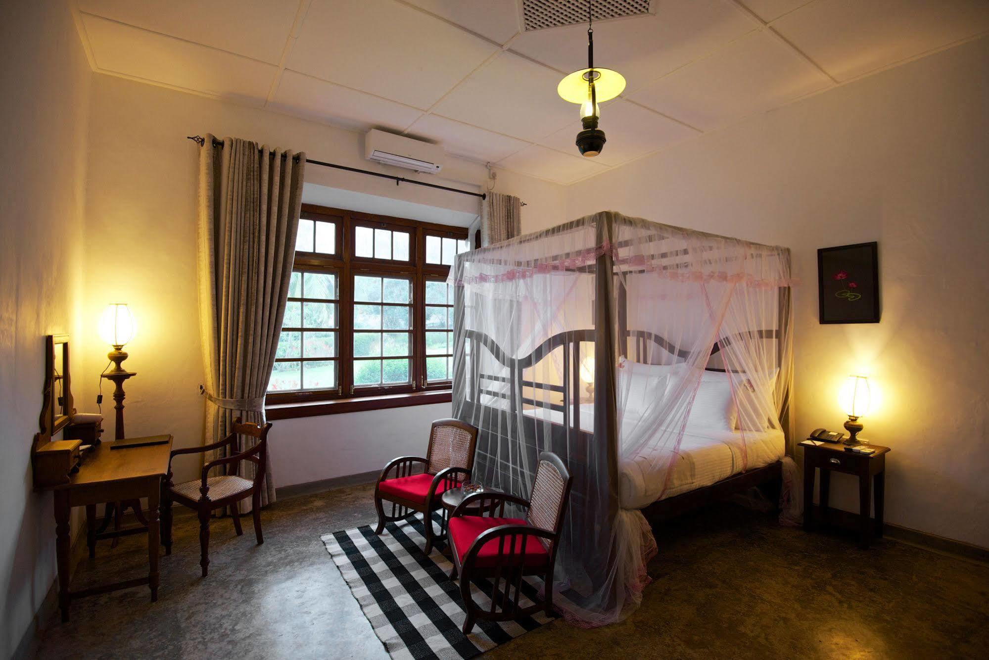 Mountbatten Bungalow- Thema Collection แคนดี้ ภายนอก รูปภาพ